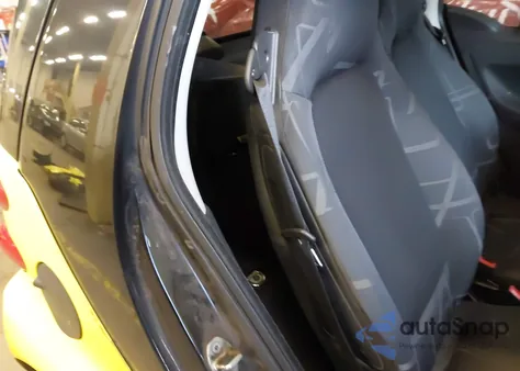 2008 Smart Fortwo Passion/Pure из США, поврежденный, VIN WMEEJ31X58K202933